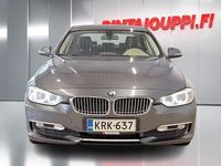 Käytetty BMW 320 184 HP (135 kW) 2013 Harmaa Sedan
