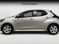 Käytetty Toyota Yaris Hybrid Active 116 HP (85 kW) 2023 Viistoperä