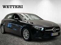 Käytetty Mercedes A180 Business 136 HP (100 kW) 2020 Musta Viistoperä