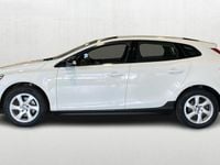 Käytetty Volvo V40 Business Edition 114 HP (83 kW) 2013 Valkoinen Viistoperä