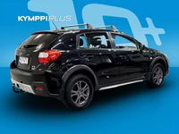 Käytetty Subaru XV 147 HP (108 kW) 2015 Musta Katumaasturi