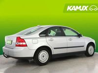 Käytetty Volvo S40 101 HP (74 kW) 2005 Hopea / harmaa Sedan