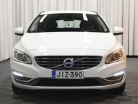 käytetty Volvo V60 D5 AWD Twin Engine Momentum aut