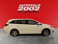 Käytetty Toyota Auris Touring Sports Multidrive S 116 HP (85 kW) 2016 Valkoinen Farmari