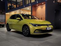 Käytetty VW Golf VIII Style 150 HP (110 kW) 2021 Keltainen Farmari