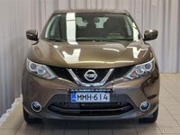 Käytetty Nissan Qashqai Acenta 116 HP (85 kW) 2015 Ruskea Katumaasturi