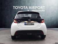 Käytetty Toyota Yaris Active 114 HP (83 kW) 2023 Valkoinen Viistoperä
