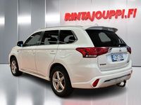 Käytetty Mitsubishi Outlander P-HEV 135 HP (99 kW) 2019 Farmari