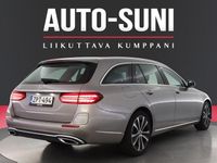 Käytetty Mercedes E300 Avantgarde 211 HP (155 kW) 2022 Farmari