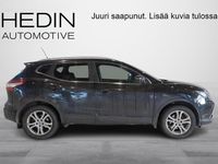 Käytetty Nissan Qashqai N-Vision 116 HP (85 kW) 2017 Musta Katumaasturi