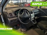 Käytetty Toyota Corolla Verso Business Edition 2004 Tila-auto