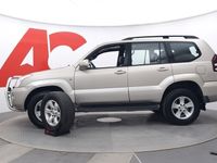 käytetty Toyota Land Cruiser 3,0 D4D Luxury 5h - Sis. ALV24% / Täysmerkkikirja / Sähkösäätöpenkit / 1-omistaja!