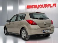 Käytetty Nissan Tiida Acenta 110 HP (80 kW) 2010 Punainen Viistoperä