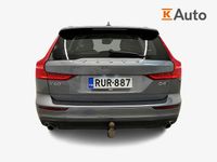 Käytetty Volvo V60 Momentum 190 HP (139 kW) 2019 Harmaa Farmari