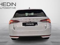 Käytetty Skoda Octavia Style 116 HP (85 kW) 2025 Harmaa Farmari