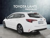 Käytetty Toyota Corolla Edition 140 HP (102 kW) 2023 Valkoinen Farmari