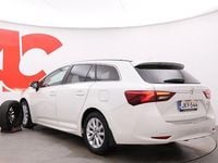 Käytetty Toyota Avensis Multidrive S 147 HP (108 kW) 2018 Valkoinen Farmari
