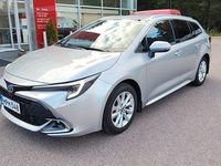 Käytetty Toyota Corolla Edition 138 HP (101 kW) 2023 Hopea Farmari