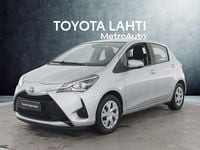 Käytetty Toyota Yaris Active 72 HP (52 kW) 2018 Hopea Viistoperä