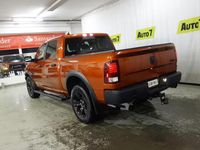 Käytetty Dodge Ram 401 HP (294 kW) 2024 Nouto