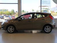 Käytetty Ford Fiesta Titanium 80 HP (58 kW) 2013 Ruskea Viistoperä