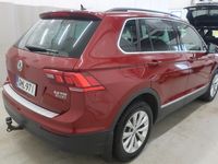 käytetty VW Tiguan Tiguan Comfortline 2,0 TDI SCR 110 kW (150 hv) 4MOTION DSG-automaatti - HYVIN VARUSTELTU NELIVETO