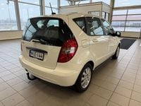 Käytetty Mercedes A160 Business 95 HP (69 kW) 2010 Valkoinen Tila-auto