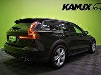 käytetty Volvo V60 CC / Pa-lämmitin /