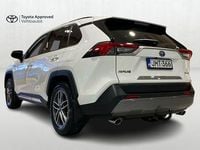 Käytetty Toyota RAV4 Active 219 HP (161 kW) 2019 Valkoinen Katumaasturi