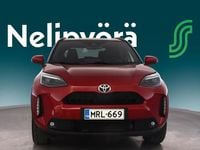 Käytetty Toyota Yaris Cross Plus 116 HP (85 kW) 2025 Punainen Katumaasturi