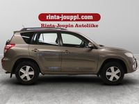 käytetty Toyota RAV4 2,0 Valvematic 4WD - Neliveto, Ilmastointi, Vakionopeudensäädin, Vetokoukku, Moottorilämmitin ja sisäpistoke, Peruutustutka, Suomi-auto