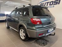 Käytetty Mitsubishi Outlander Intense 160 HP (117 kW) 2006 Vihreä Katumaasturi