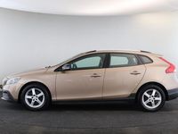 Käytetty Volvo V40 Momentum 114 HP (83 kW) 2015 Ruskea Viistoperä