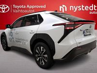 Käytetty Toyota bZ4X Edition 252 kW (343 HP) 2025 Valkoinen Katumaasturi
