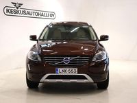 Käytetty Volvo XC60 Summum 190 HP (139 kW) 2016 Punainen Katumaasturi