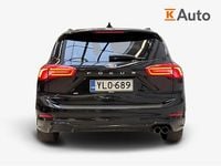 Käytetty Ford Focus ST-Line 125 HP (91 kW) 2021 Musta Farmari