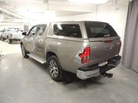 käytetty Toyota HiLux Double Cab 2,4 D-4D 150 4WD Premium Automaatti 2-paikkainen - Approved Turva 12kk