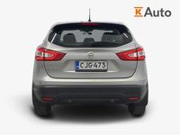 Käytetty Nissan Qashqai Visia 116 HP (85 kW) 2015 Hopea Katumaasturi