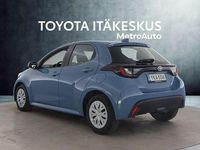 Käytetty Toyota Yaris Active 123 HP (90 kW) 2021 Sininen Viistoperä