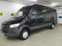 Käytetty Mercedes Sprinter 150 HP (110 kW) 2023 Musta Van