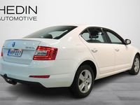 Käytetty Skoda Octavia Elegance 140 HP (102 kW) 2014 Valkoinen Viistoperä