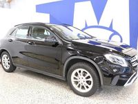 Käytetty Mercedes GLA180 Edition 122 HP (89 kW) 2017 Musta Katumaasturi