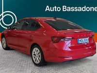 Käytetty Skoda Octavia Ambition 204 HP (150 kW) 2022 Sedan