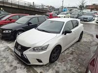 Käytetty Lexus CT200h Business Edition 99 HP (72 kW) 2015 Viistoperä