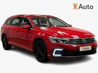Käytetty VW Passat Executive 218 HP (160 kW) 2022 Punainen Farmari