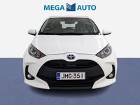 Käytetty Toyota Yaris Hybrid Active 116 HP (85 kW) 2021 Valkoinen Viistoperä