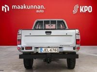 Käytetty Toyota HiLux 102 HP (75 kW) 2002 Hopea Nouto