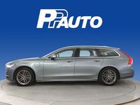 Käytetty Volvo V90 Momentum 303 HP (222 kW) 2018 Harmaa Farmari