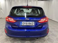 käytetty Ford Fiesta 1,1 85hv M5 Titanium 5-ovinen, Ratinlämpö, Bt, Cruise, Led, Hieno yksilö. Vähän ajettu.