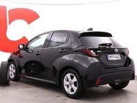 Käytetty Toyota Yaris Hybrid Active 116 HP (85 kW) 2021 Musta Viistoperä